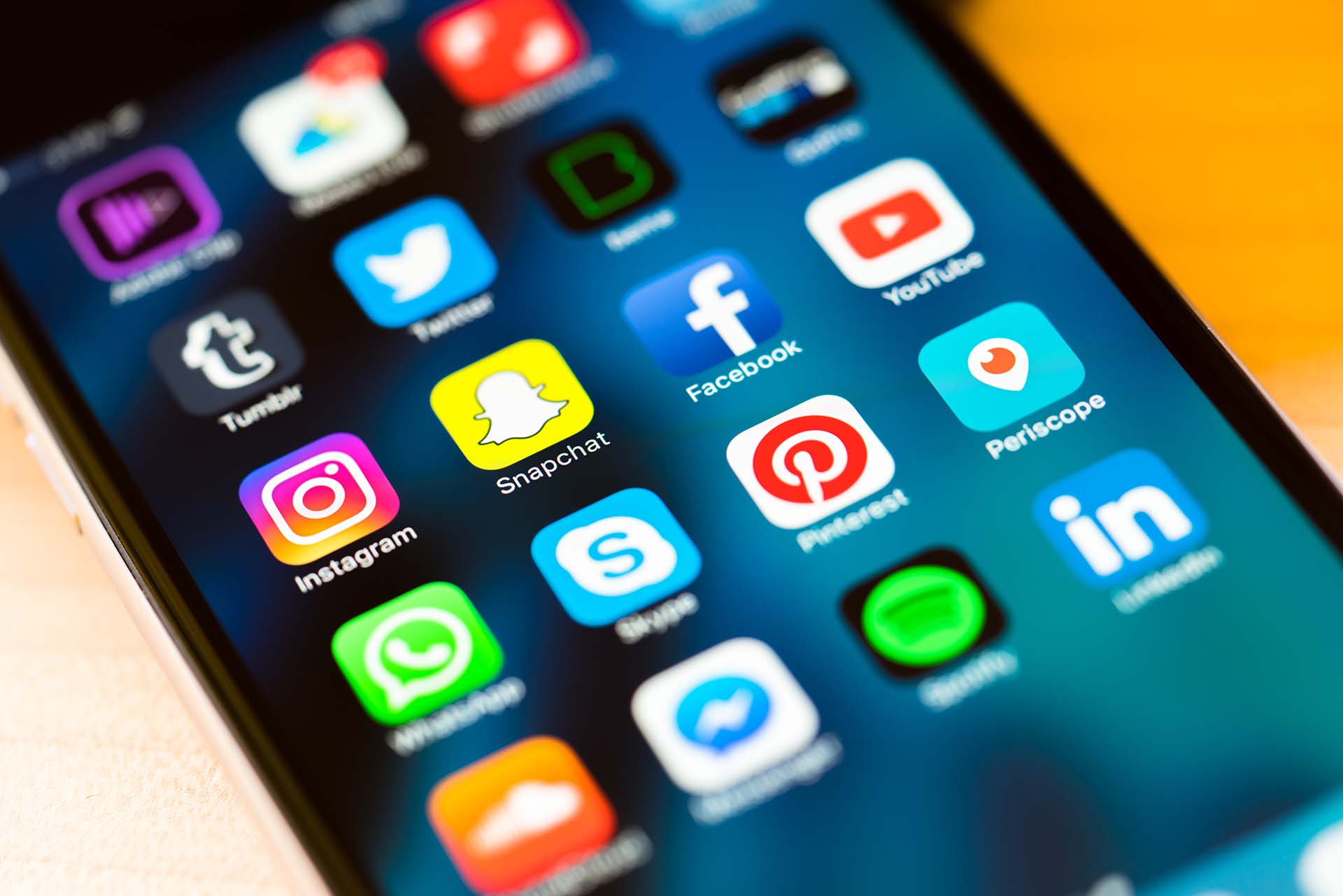 Benefits of Prioritising Social Media in your Business